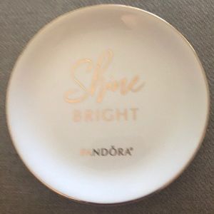 NWT Pandora Ring Dish